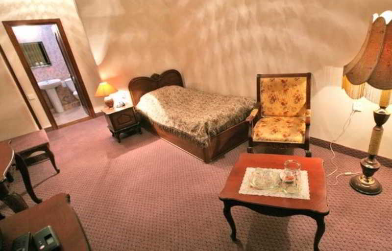 Hotel Sympatia Tbilisi Exteriör bild
