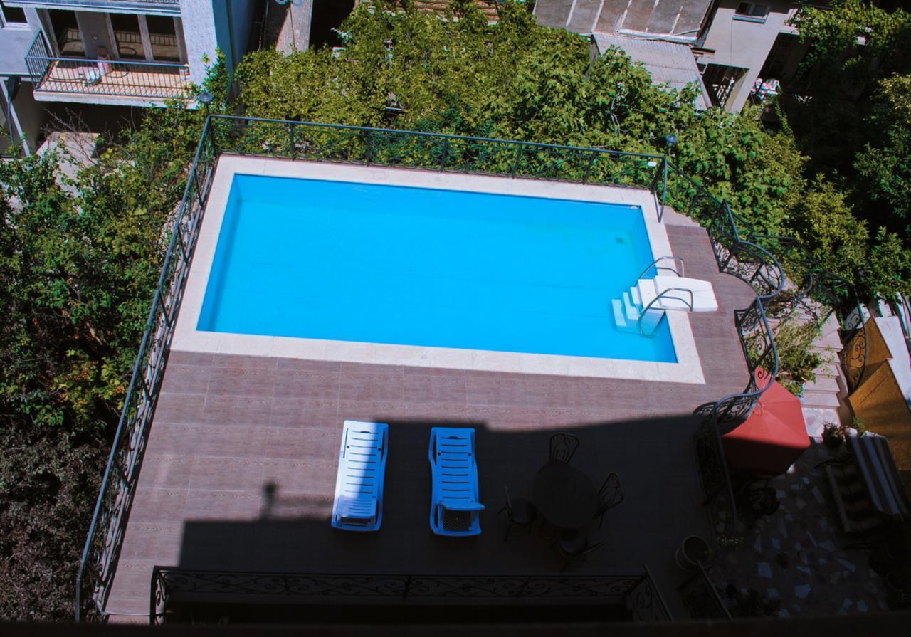 Hotel Sympatia Tbilisi Exteriör bild